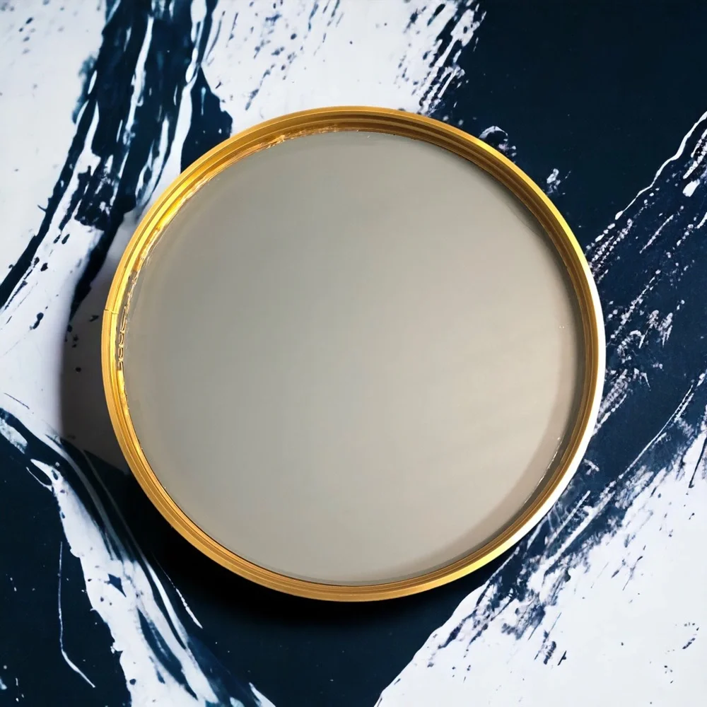 Round 12 in Mirror in Metal Frame Gold